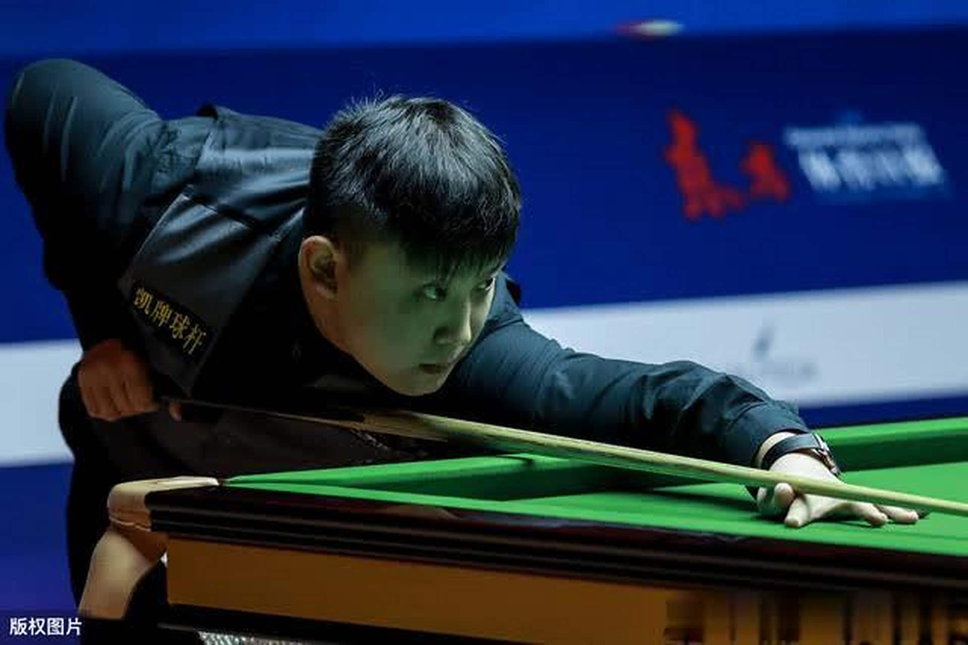 自然出现在 自然出现在